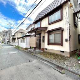 ◯交通　JR東北本線　仙北町駅　徒歩22分　⭐︎セブンイレブン盛岡南大通3丁目店へ179m⭐︎ユニバース鉈屋町店へ824m⭐︎Monakaへ839m